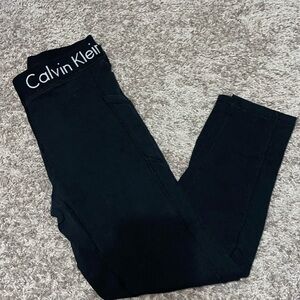 Calvin Klein Performance 3/5 Legging- Size Small